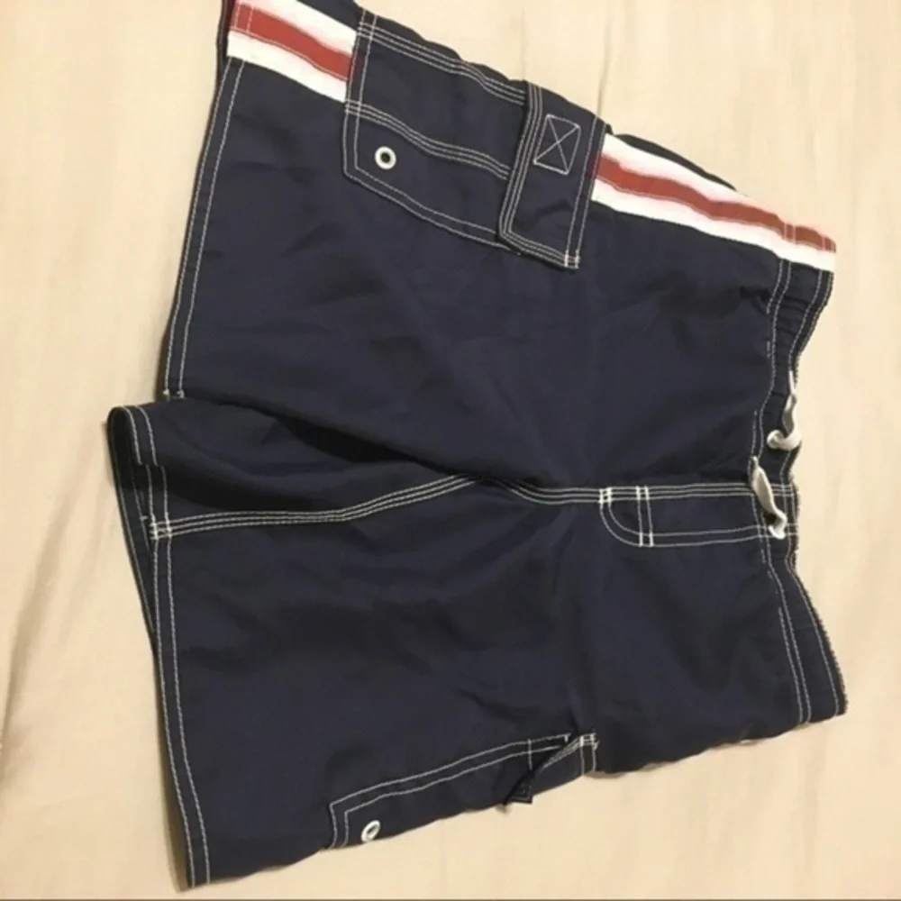Old Navy Boys size small 6/7 swim trunks